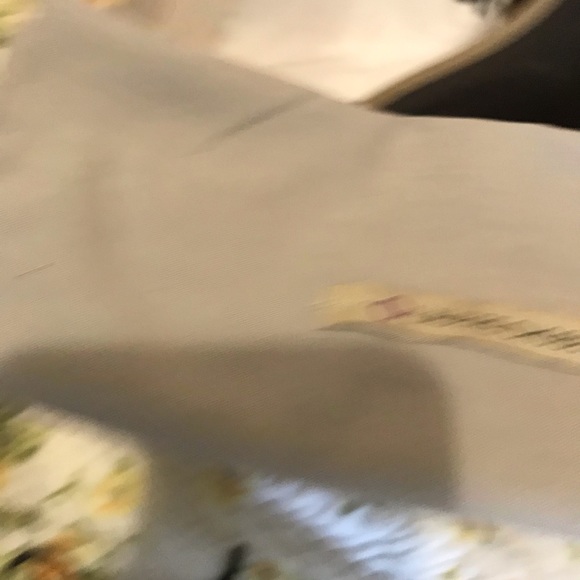 Shoes - Picture 2 of 4